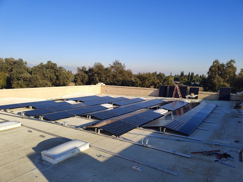 Ballasted solar mounting system