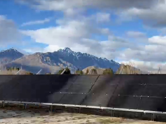 Carcasă pentru sistem de montare solară la sol Enerack U în Noua Zeelandă
        