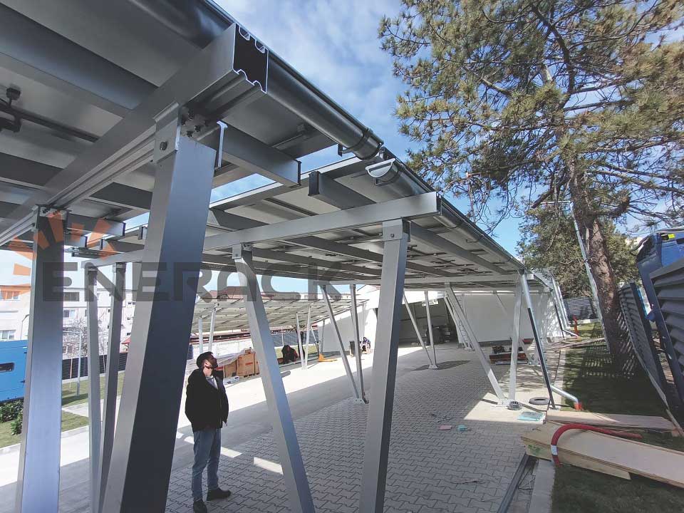 Sistem de montare solară pentru carport impermeabil de 65KW în România