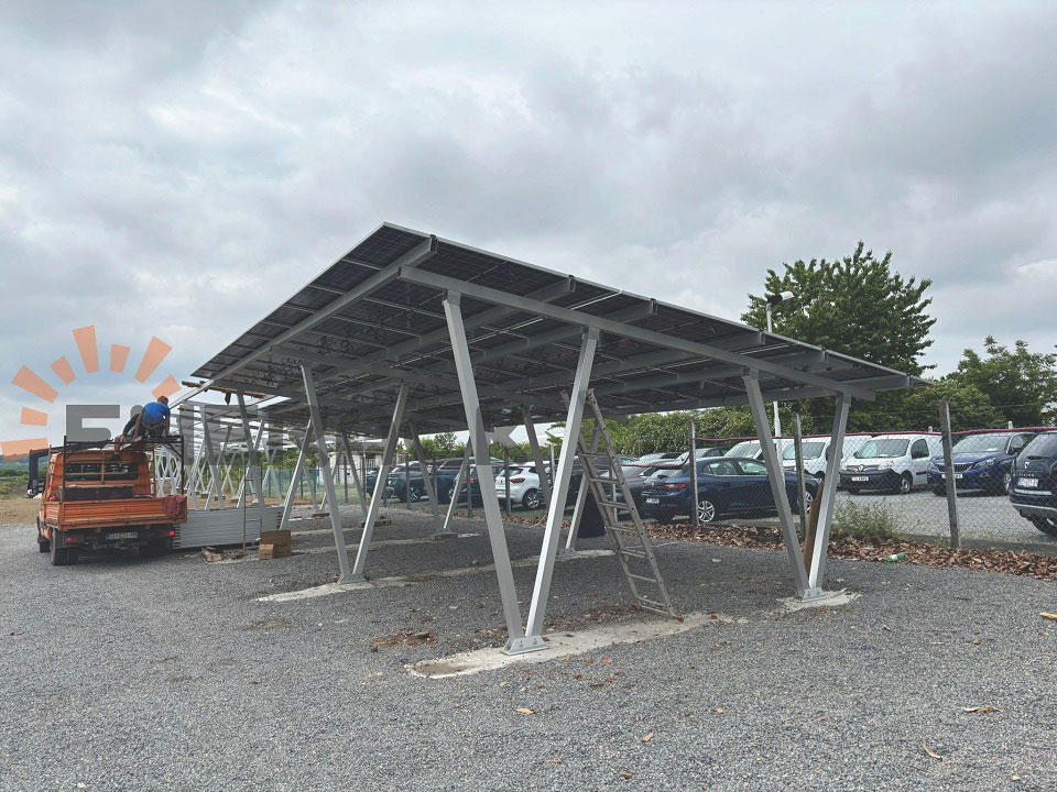 Sistem de montare solară pentru carport impermeabil de 85KW în Croația